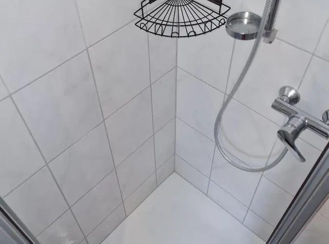 / Messeunterkunft Willich